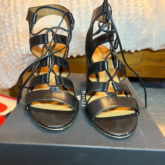 Coach Larissa Semi Matte Calf Black Leather Sandal Heel, Sz 8 - Picture 3 of 5